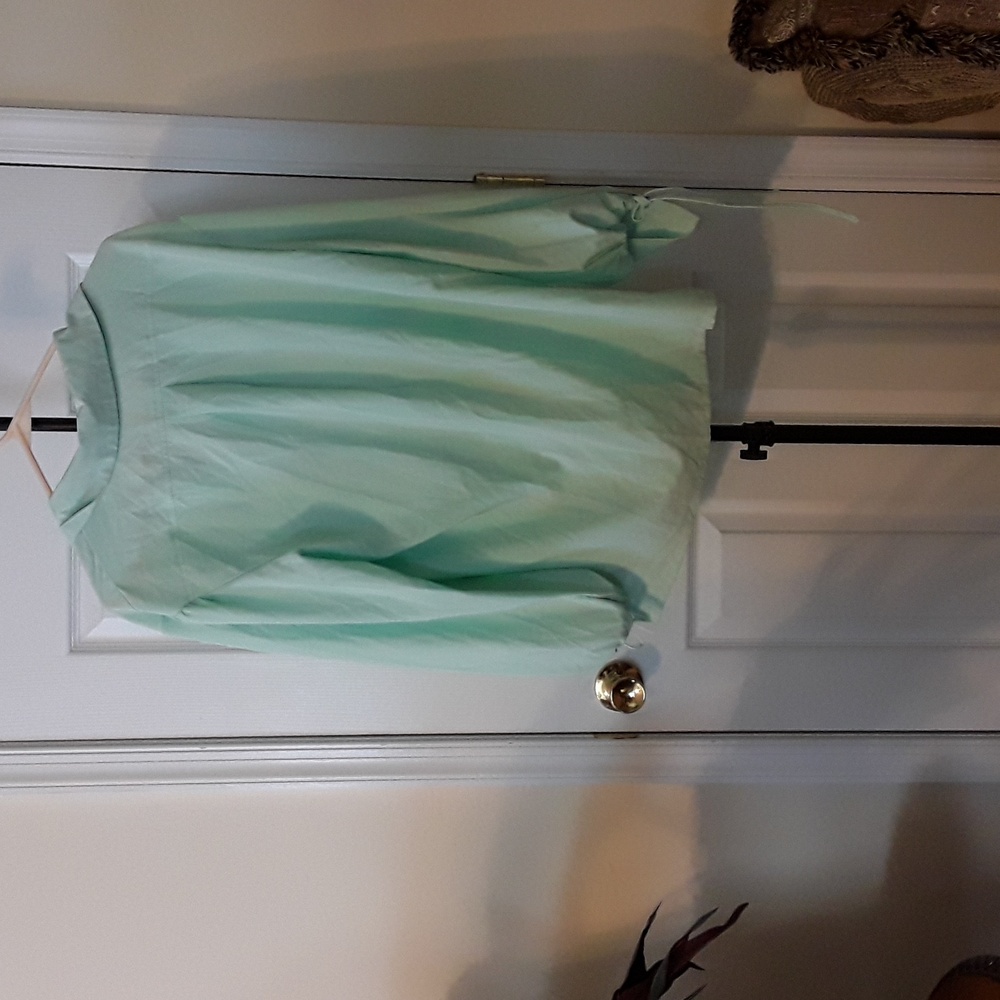 Tops - Picture 2 of 2